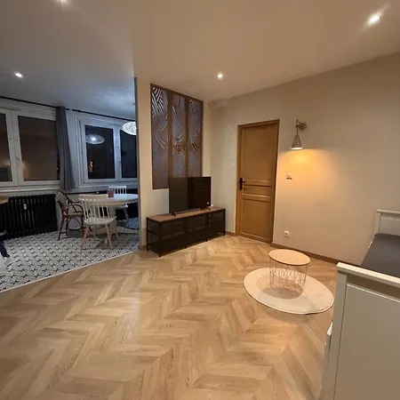 Apartment Du Phare Calais